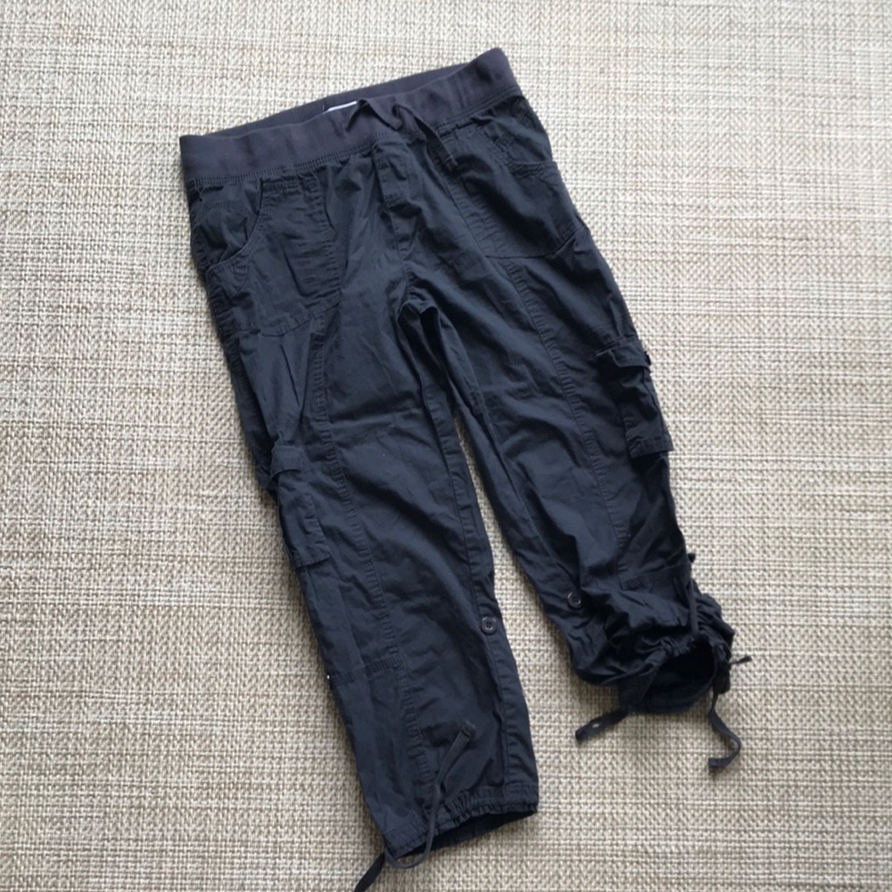 Dash Cargo Capri Pants (size M)